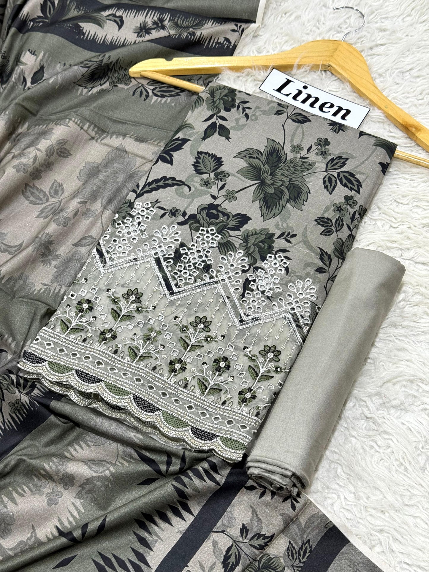 LINEN 3pc DAMAN Embroidered